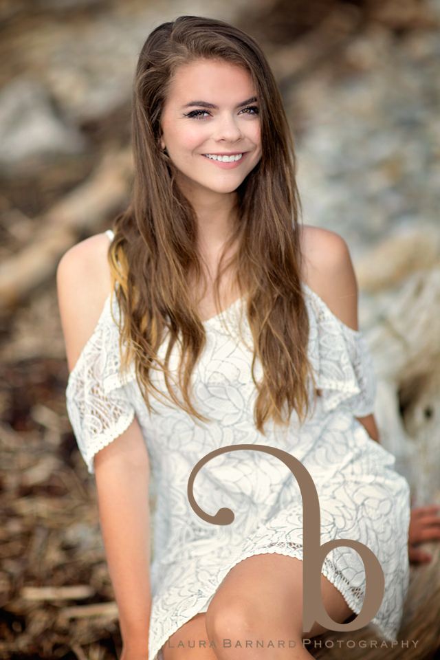 Senior portrait session, photo 7.