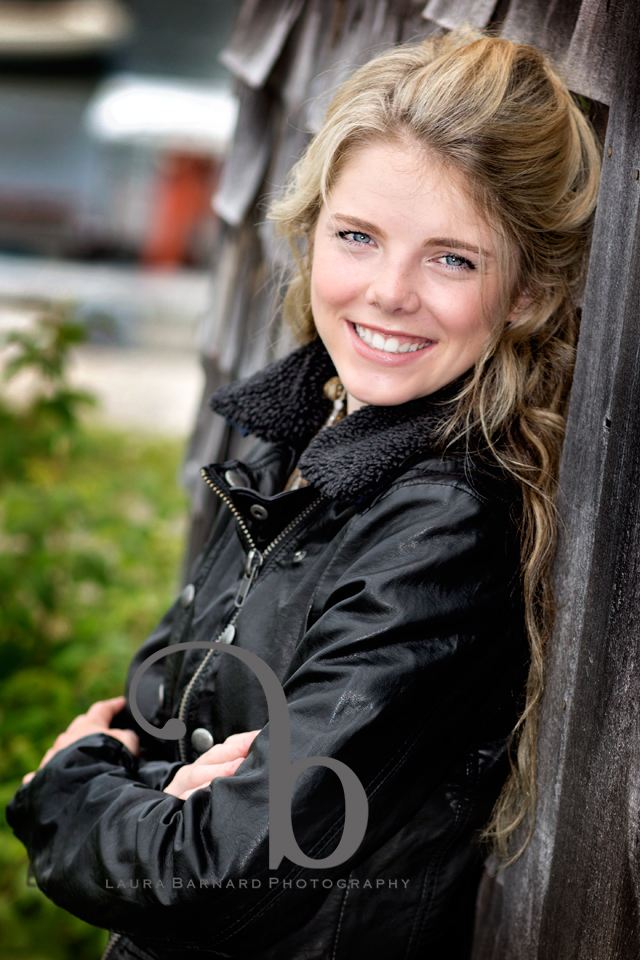 Senior portrait session, photo 14.